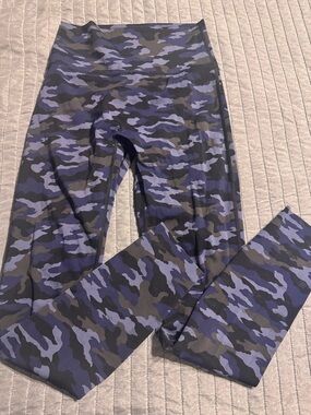 aerie Blue Gray Black Camo Leggings